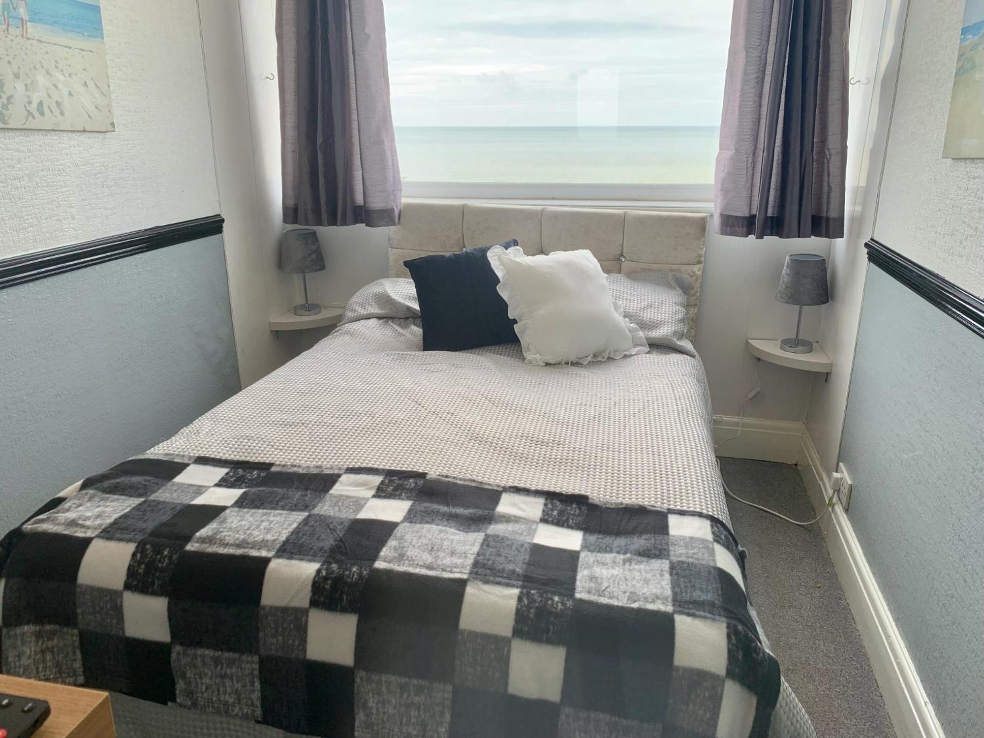 St Albans 3* Blackpool