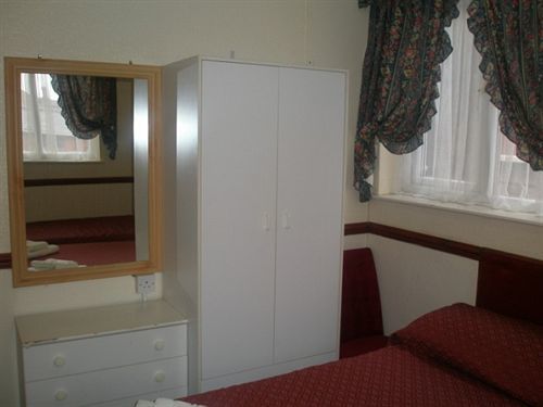 St Albans Guest house Blackpool